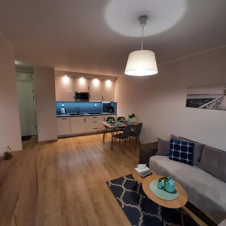 Plaza Kasprowicza 14 I 16 Apartament *