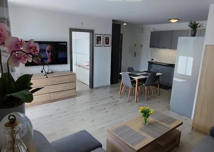 Plaza Kasprowicza 14 I 16 Kolobrzeg